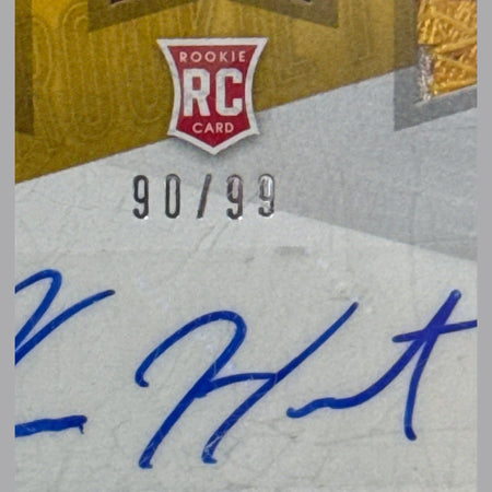 2017 Kareem Hunt Panini Absolute Rookie Premiere Auto Patch Gold RC /99