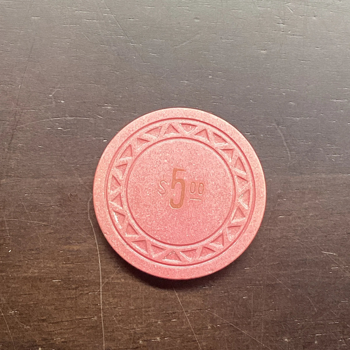 $5 1945 1ST EDITION GAMING CHIP FROM THE CASA VEGAS CASINO IN LAS VEGAS