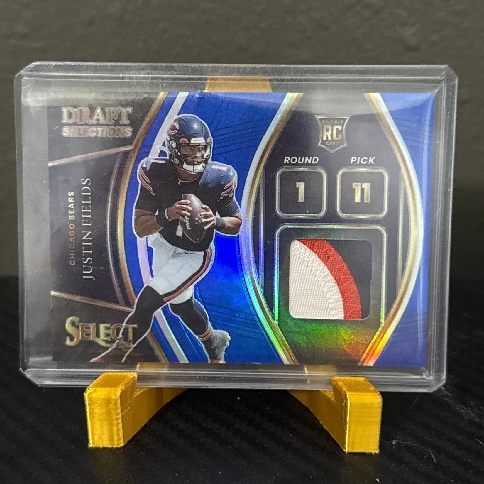 2021 Panini Select Draft Selections #DS-JFI Justin Fields Blue/35 Patch RC Au