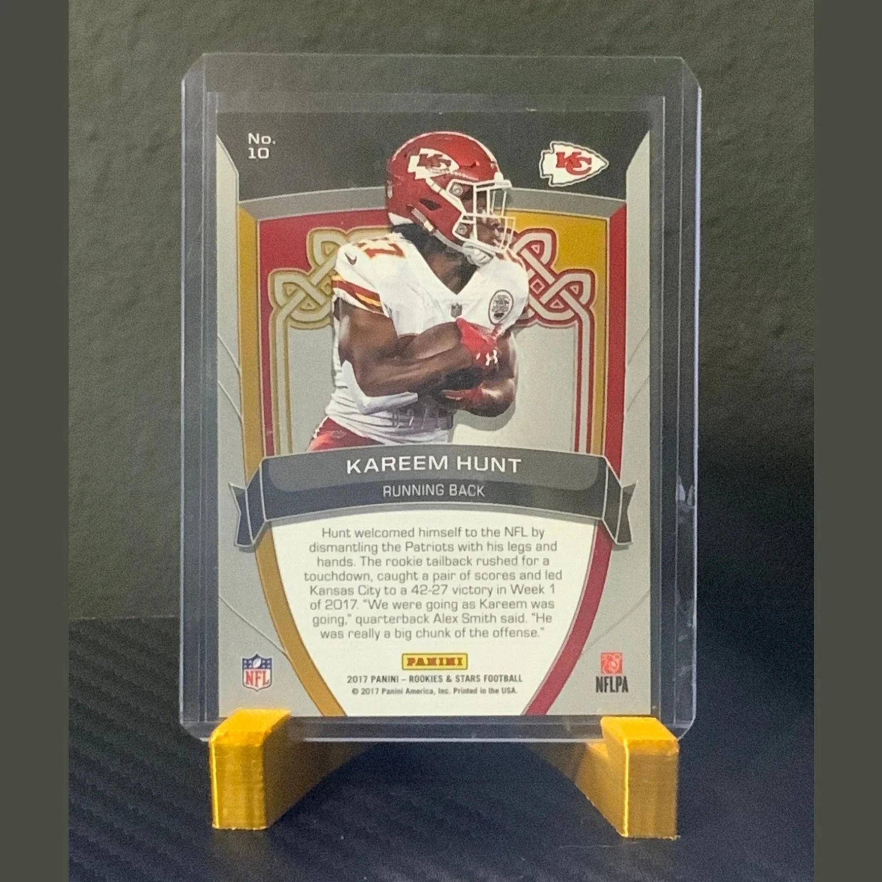 2017 Rookies & Stars Kareem Hunt RC /10 Crusade GOLD Panini Rookie KC Chiefs