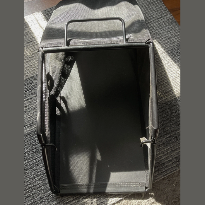 Ryobi P1108VNM 18 Volt 13 Inch Grass Bag Assembly W/ Frame Tag 903893003 NEW