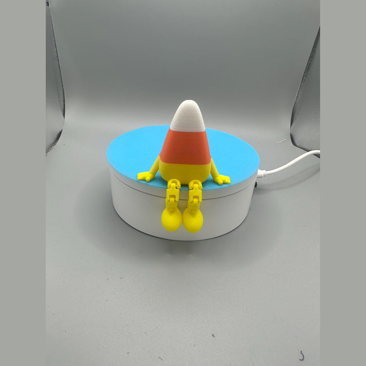 Articulated Candy Corn.