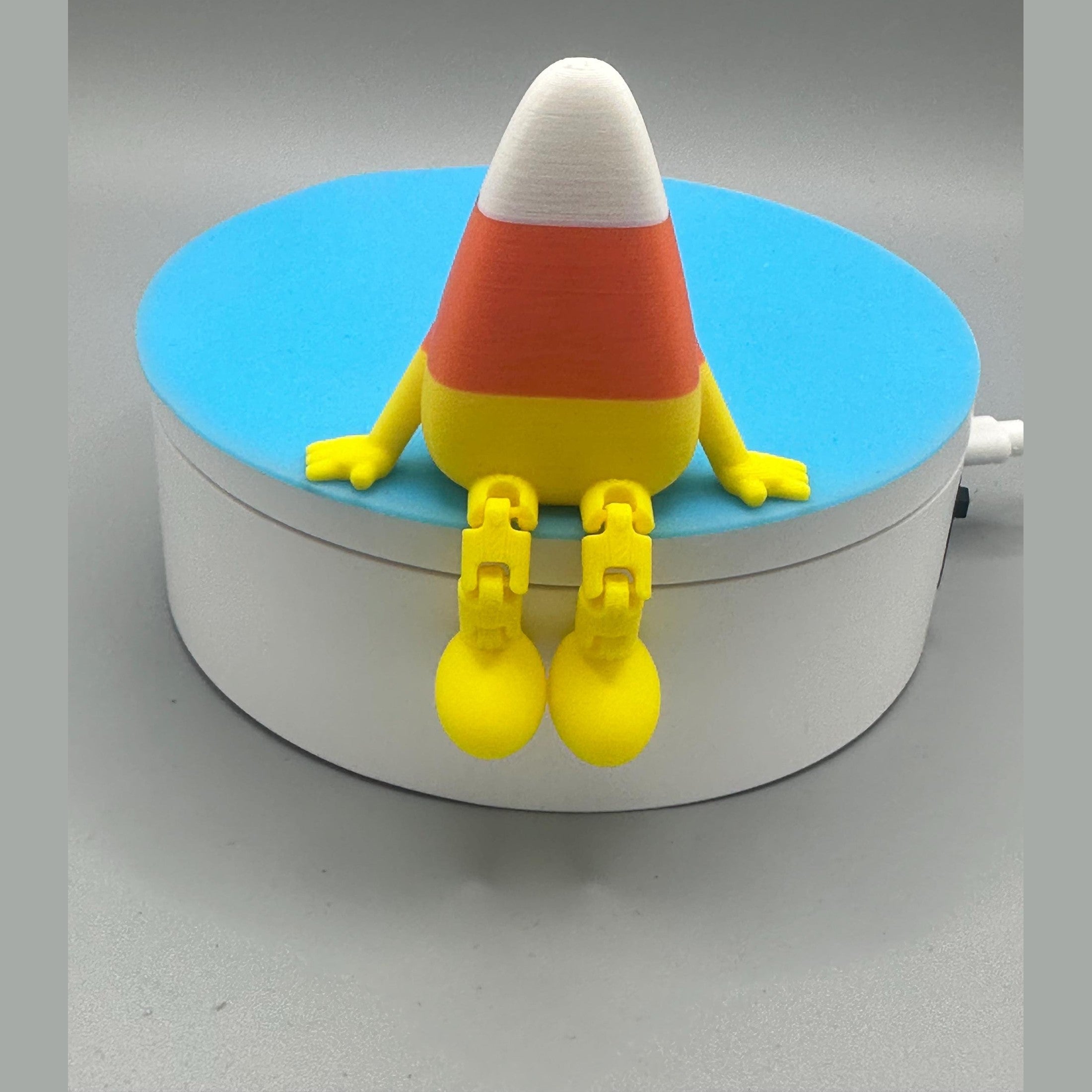 Articulated Candy Corn.