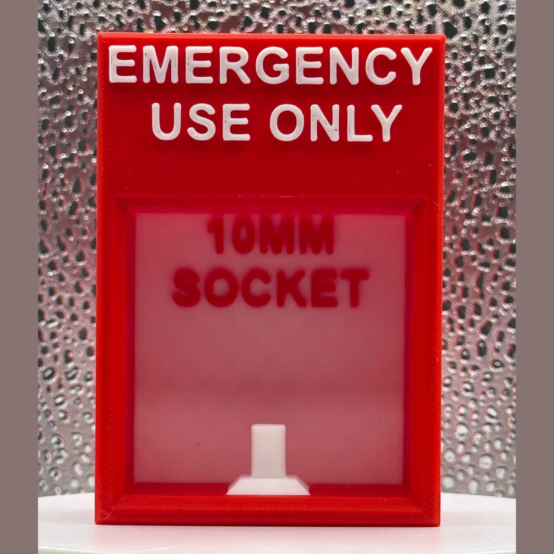 3D Printed Emergency 10 mm Socket Holder - No need to fret!.