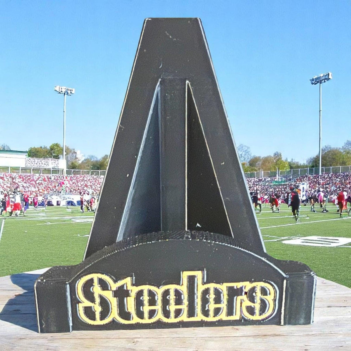 3D printed Pittsburgh Steelers card stand.