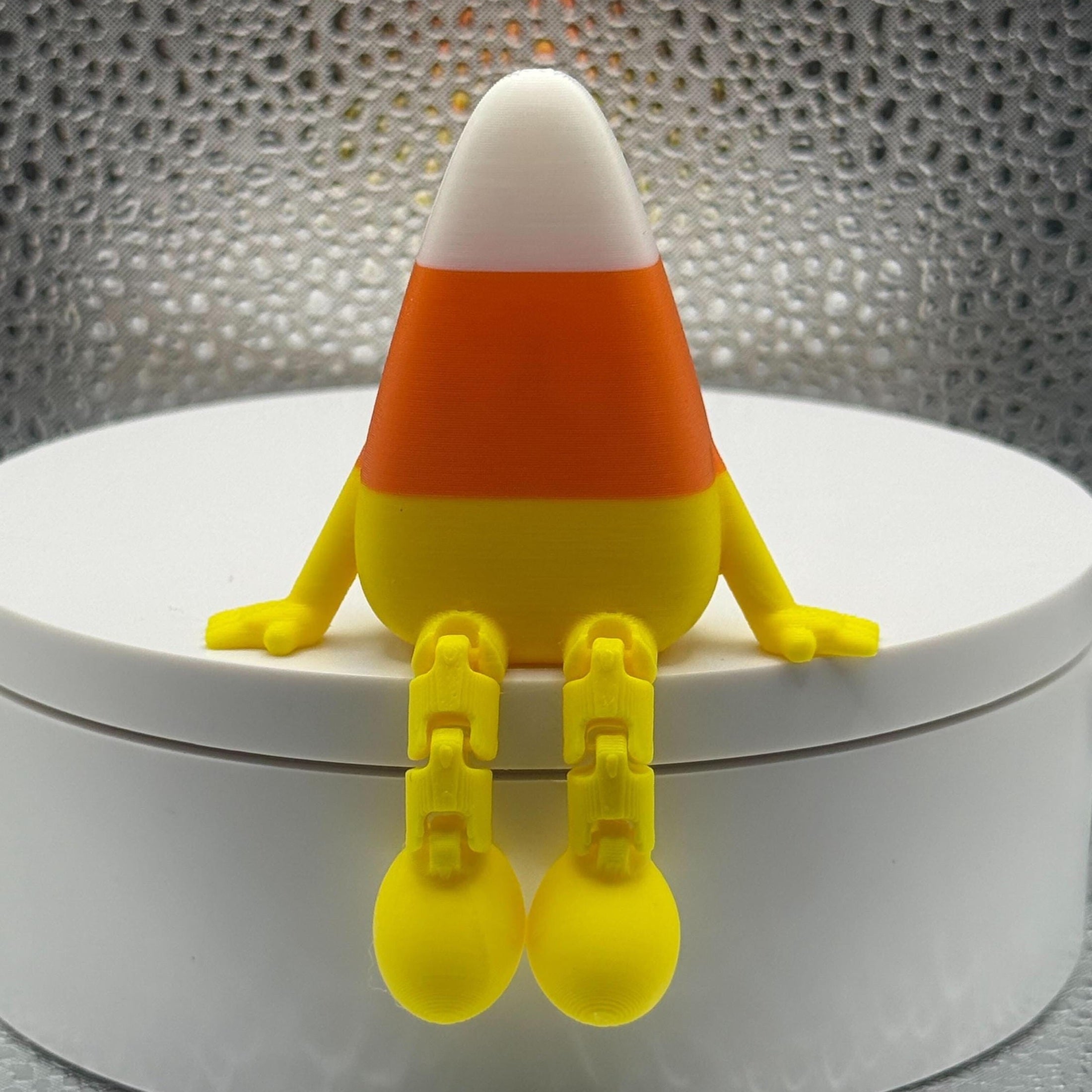 3D Printed Articulated Candy Corn- Get ready for spooky season!.