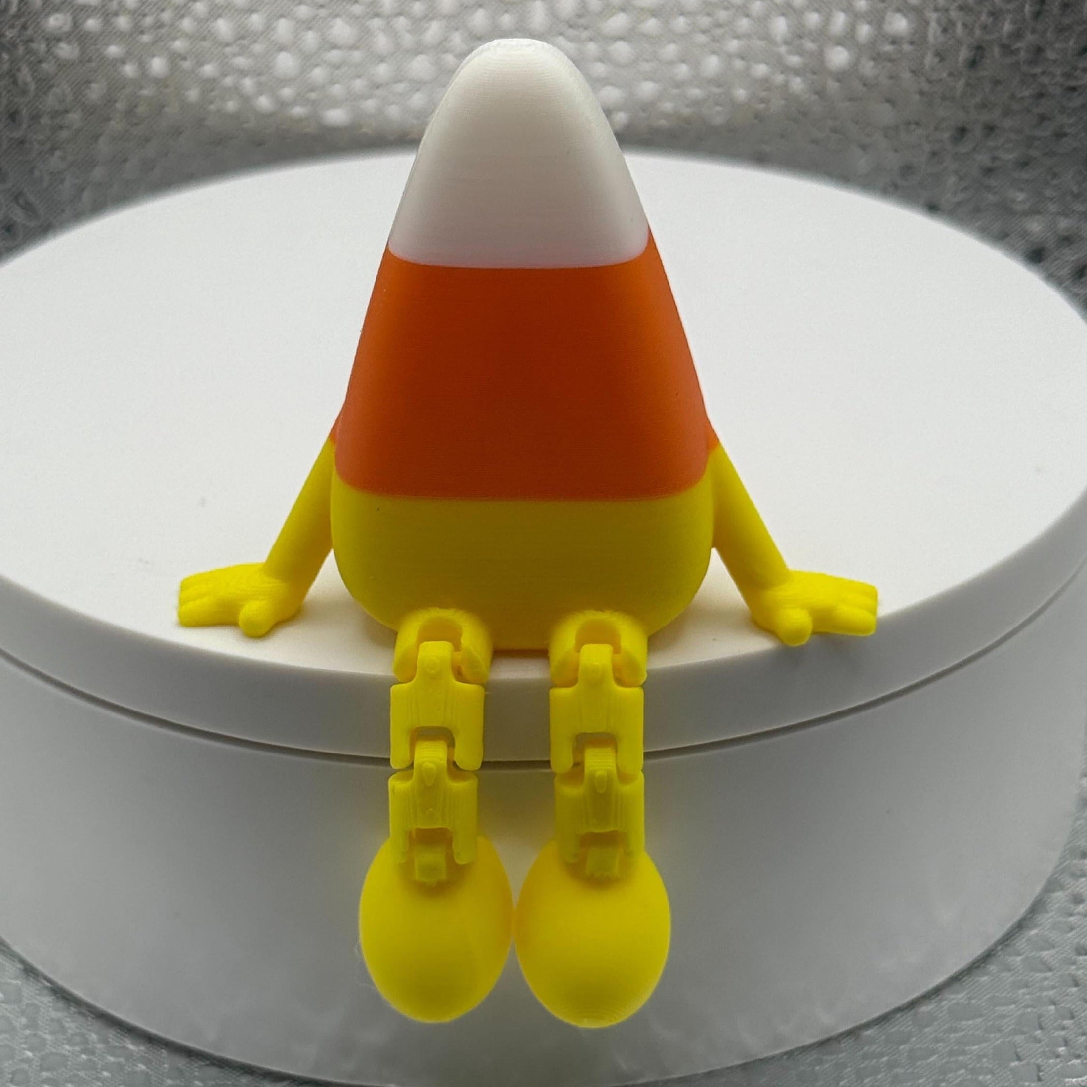 3D Printed Articulated Candy Corn- Get ready for spooky season!.