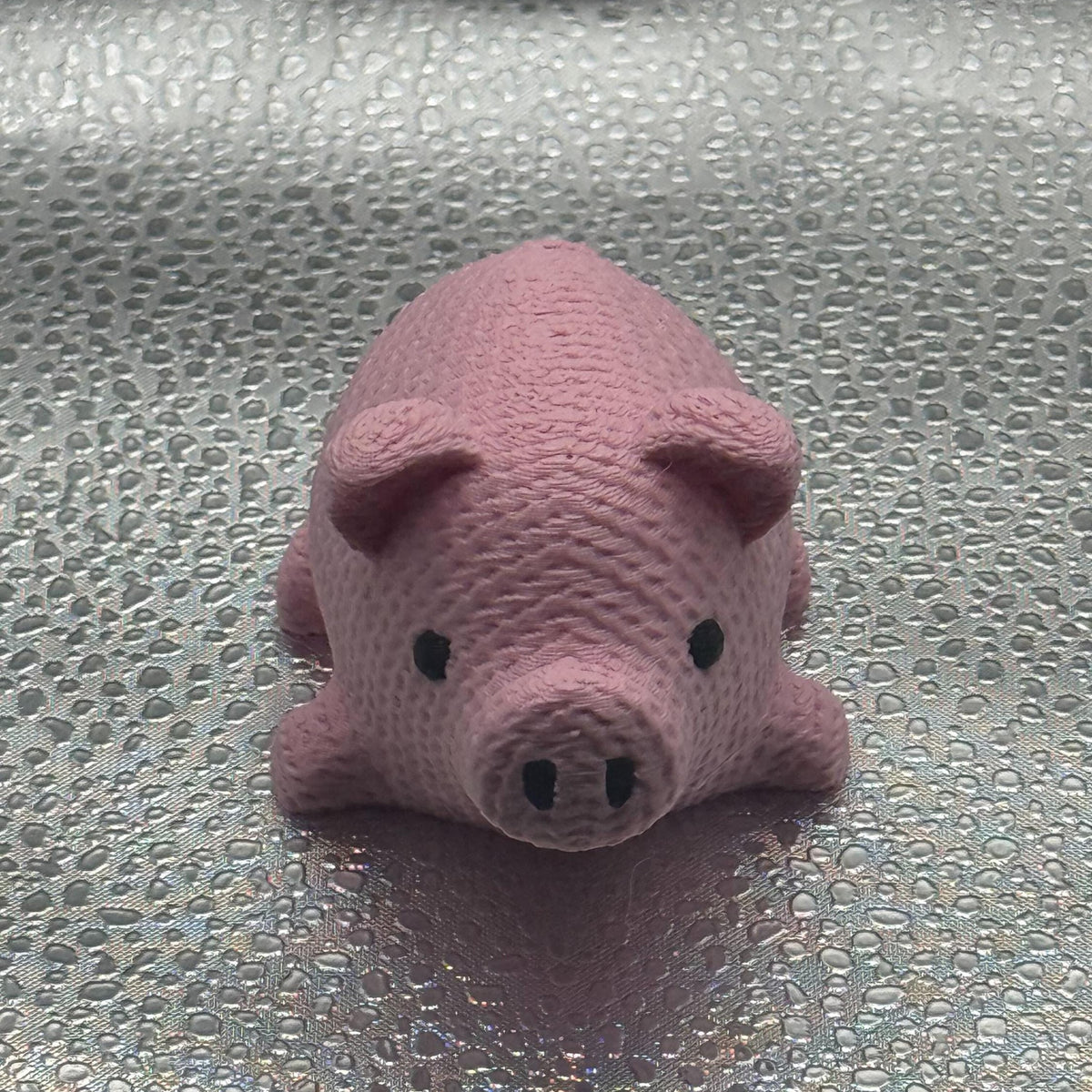 3D Printed Knitted Pig - Oinking all the way home.
