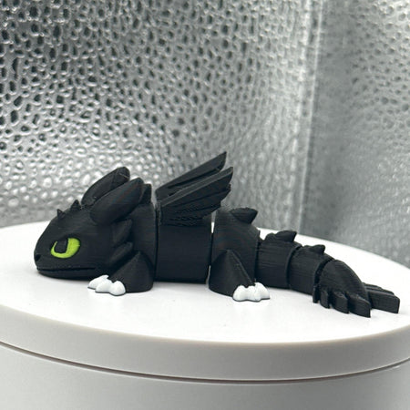 3D Printed Articulated Dragon With Wings.