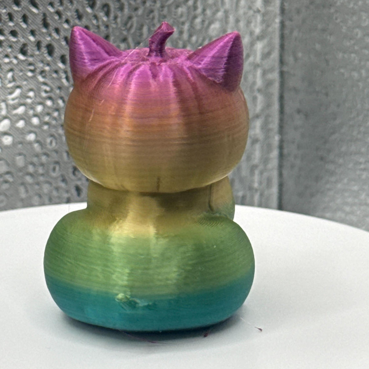 3D Printed Gradient Pumpkin Cat.