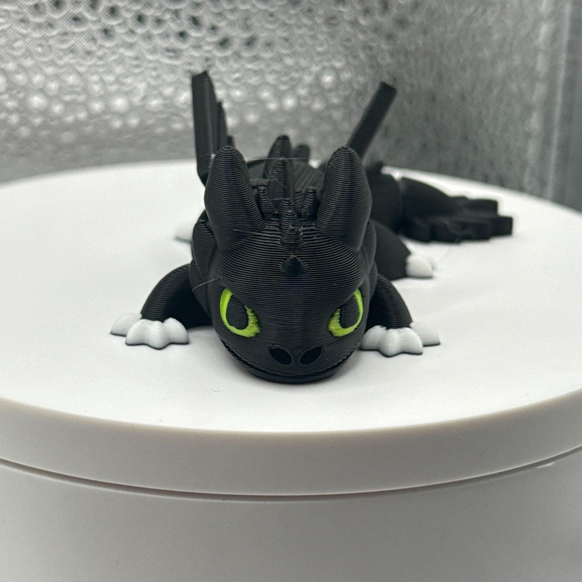 3D Printed Articulated Dragon With Wings.
