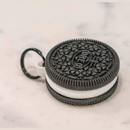 3D Printed Oreo Air Tag Case.