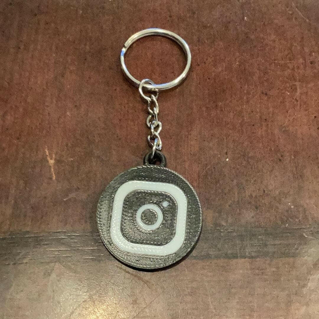 3D printed Instagram scannable keychain (NFC tag).