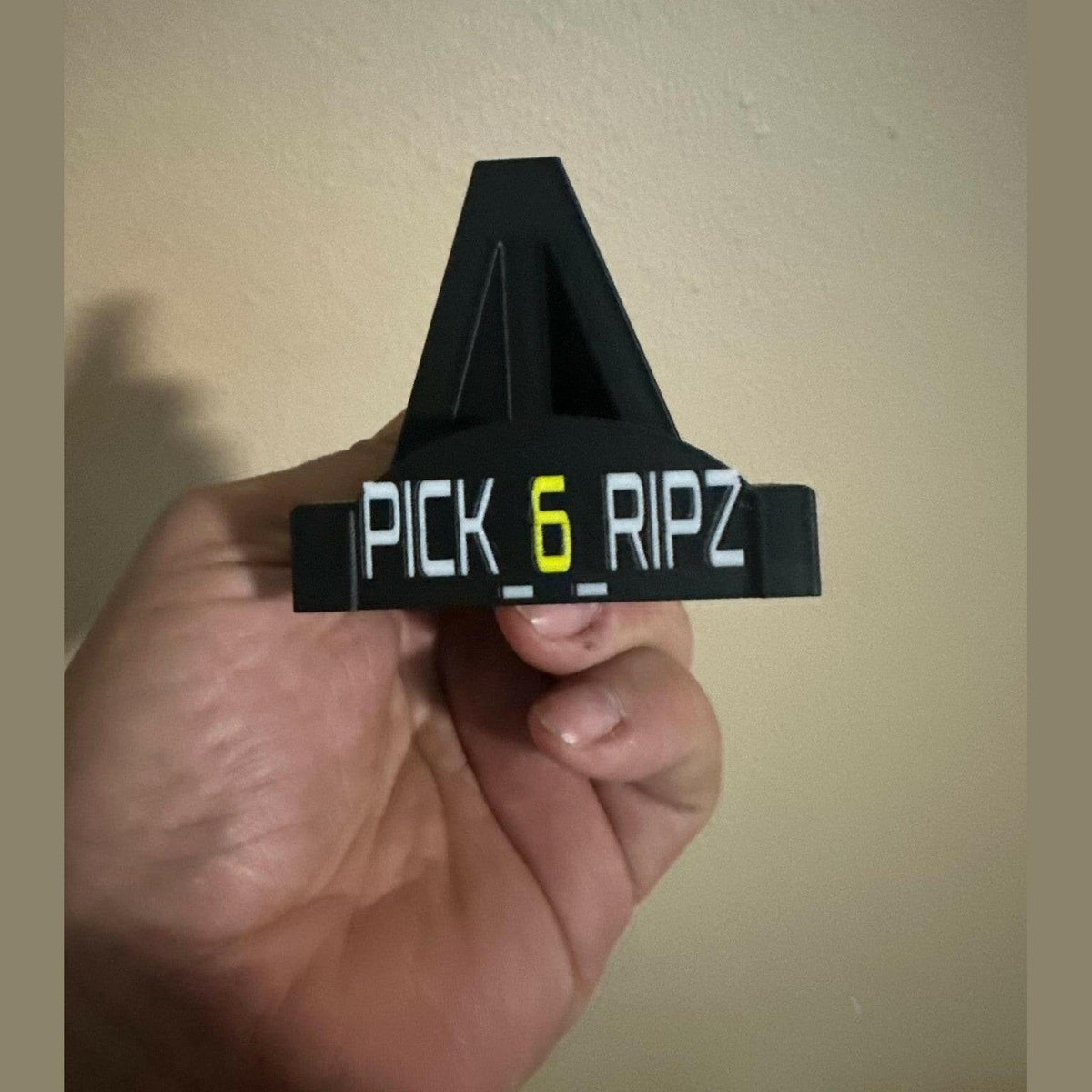 3D Printed Custom Card Stand