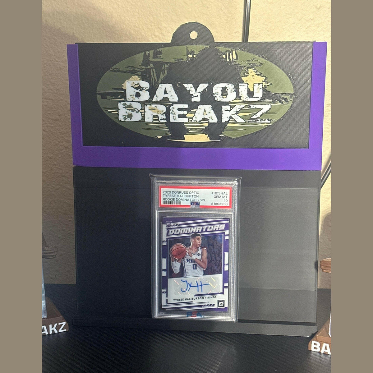 3D Printed Stadium Card Display System.