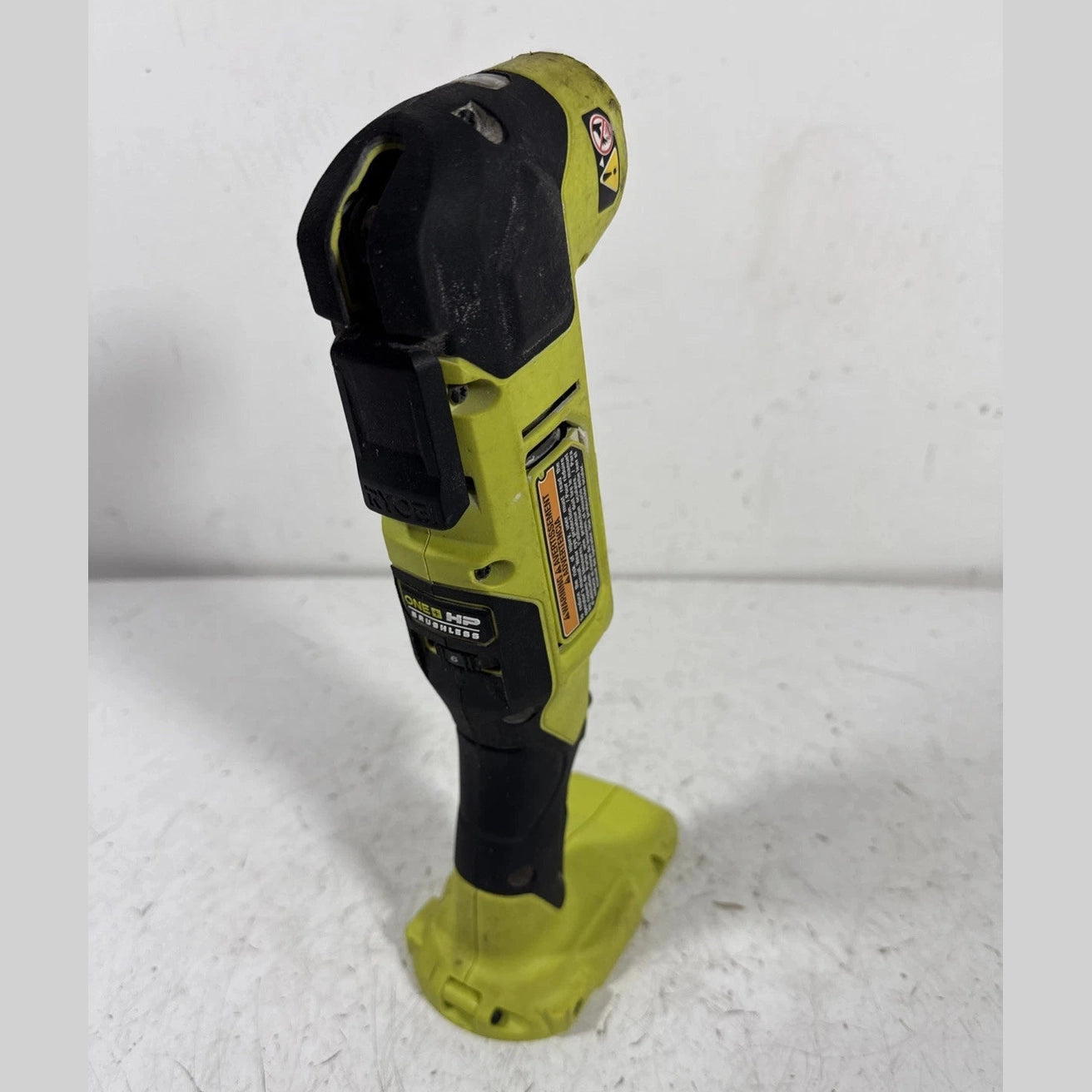 RYOBI One+ 18V HP Brushless Multi-Tool (Tool Only) PBLMT51 USED.