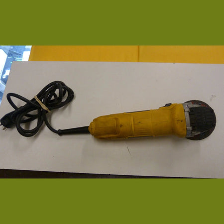 DEWALT DWE4011 120V Corded Angle Grinder USED.
