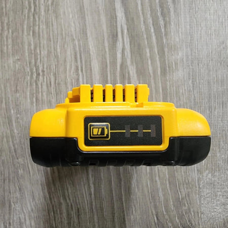GENUINE Dewalt 20V DCB203 2.0 AH MAX Battery 20 Volt OPEN BOX.