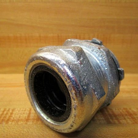 NEW OZ Gedney SR-150-1375 1-1/2" Relief Connector SR1501375 Pack of 2