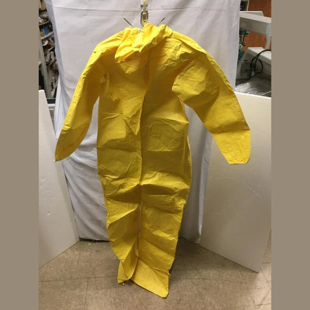 NEW Tychem Dupont 2000 QC D14137195 Medium Yellow Coveralls With Hood, 12/Case