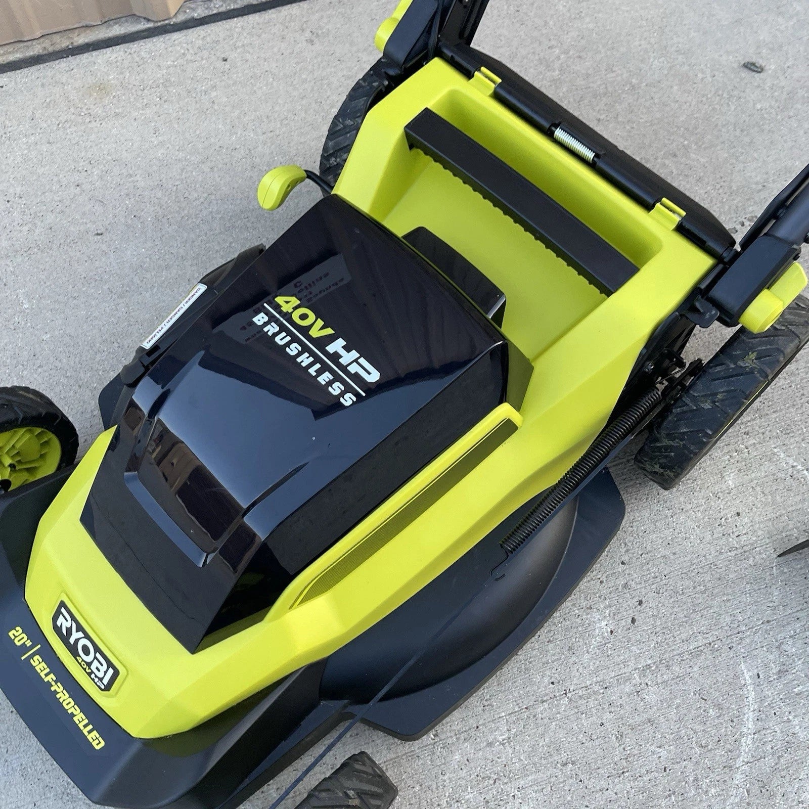 USED RYOBI RY401018 40V HP Brushless 20" Cordless Self propelled lawn Mower NO BAG