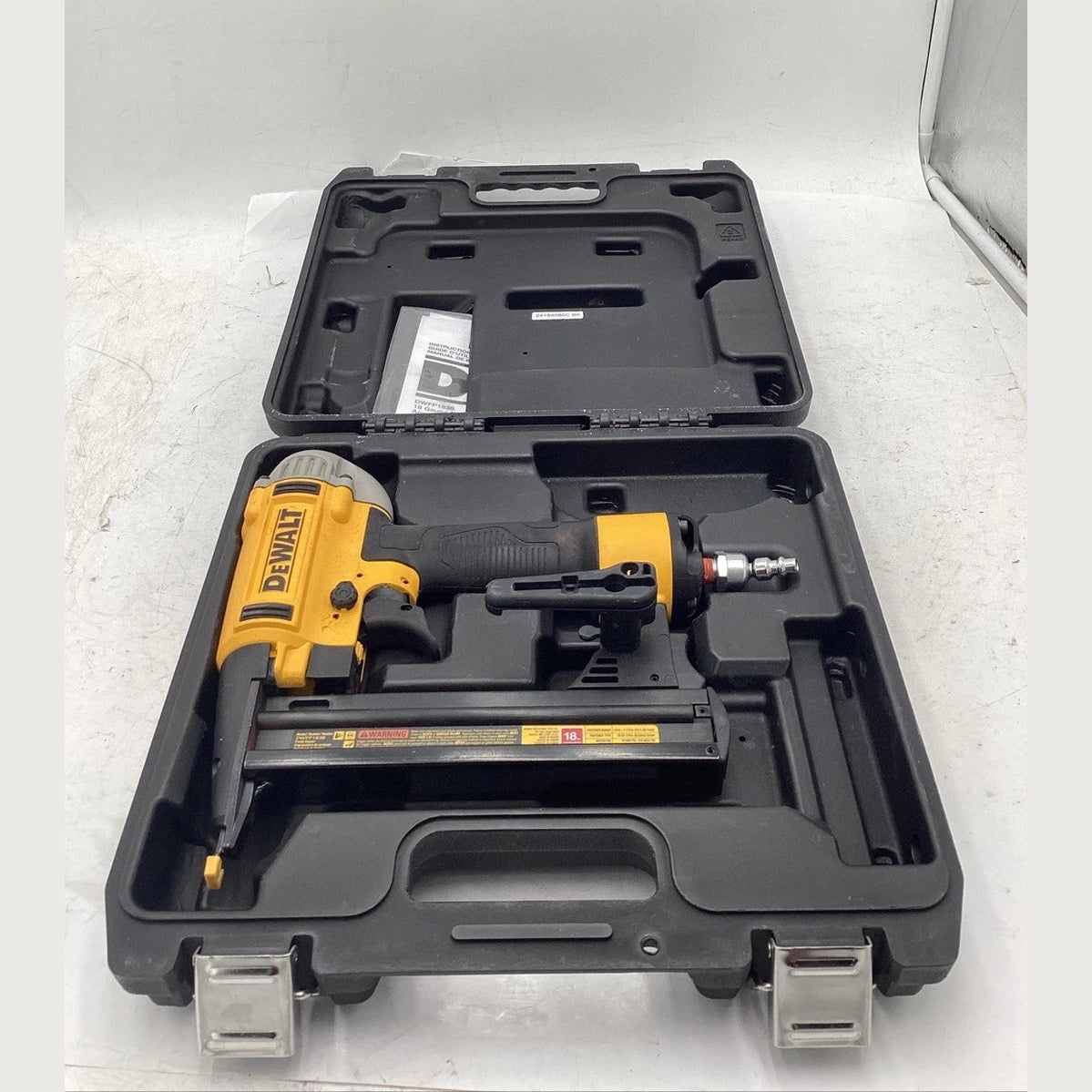 Dewalt DWFP1838 18Ga 1/4" Crown Finish Stapler USED