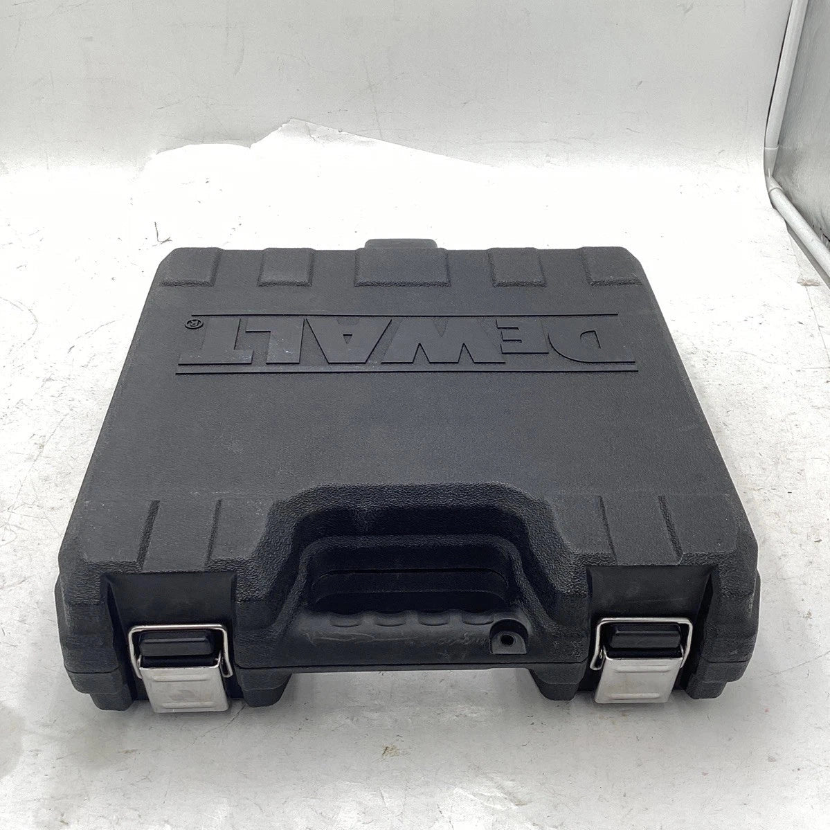 Dewalt DWFP1838 18Ga 1/4" Crown Finish Stapler USED