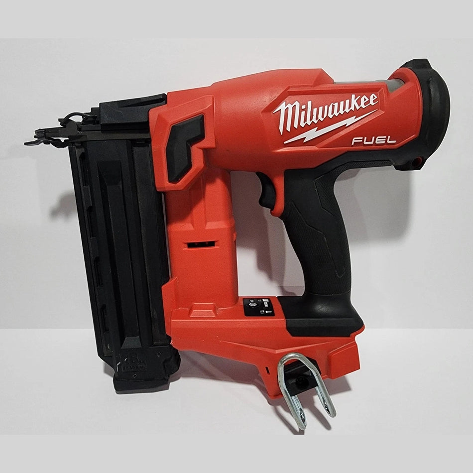 Milwauke open box 2746-20 M18 FUEL 18 Gauge Brad Nailer
