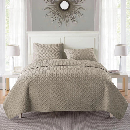 VCNY Home Super Soft Reversible Quilt Bedding Set W Shams Full Queen Nina Taupe